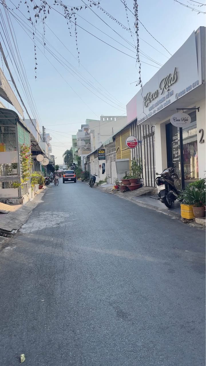 Bán nhà mặt tiền Đường Bùi Thị Xuân, TP Sóc Trăng 60m² - Vị trí đắc địa, giá thương lượng!