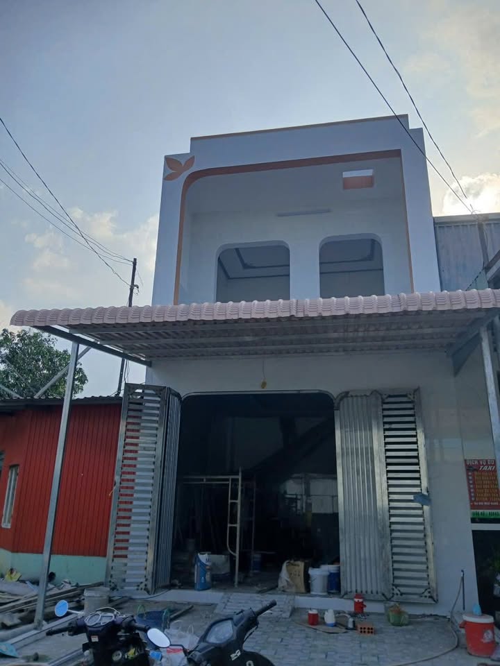 Nhà phố Xẻo Chôm, Long Xuyên 90m² giá 2.98 tỷ - Chính chủ bán gấp!