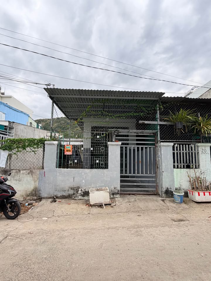 Nhà Hòn Xện Vĩnh Hòa 94m² giá 4.39 tỷ - Khu vực đẳng cấp bên bến du thuyền