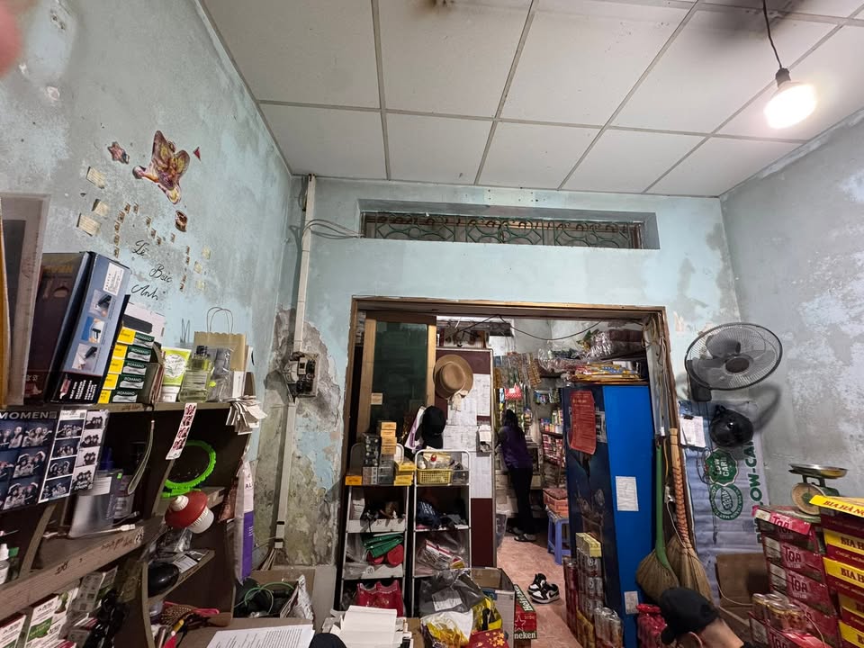 Nhà mặt đường Tam Trinh, Hoàng Mai 85m² giá chỉ 2x tỷ - Đầu tư sinh lời!