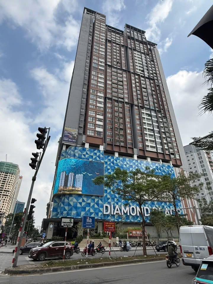 Căn hộ cao cấp BRG THE DIAMOND RESIDENCE 105m² giá tốt - Vị trí đắc địa tại Hà Nội!