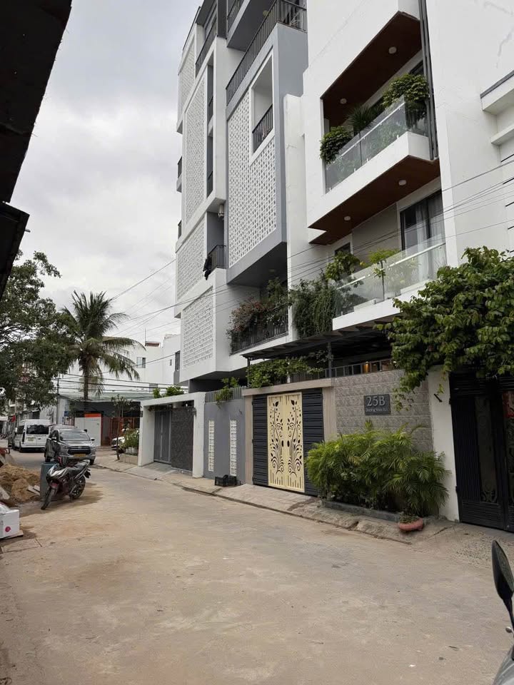 Nhà cấp 4 đường Dương Văn An, Nha Trang 55.8m² giá 5.8 tỷ - Gần biển đi bộ!