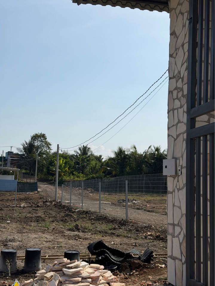 Đất nền Phú Bình, Tân Phú, 925m² chỉ 3.237 tỷ - Cơ hội đầu tư tuyệt vời!