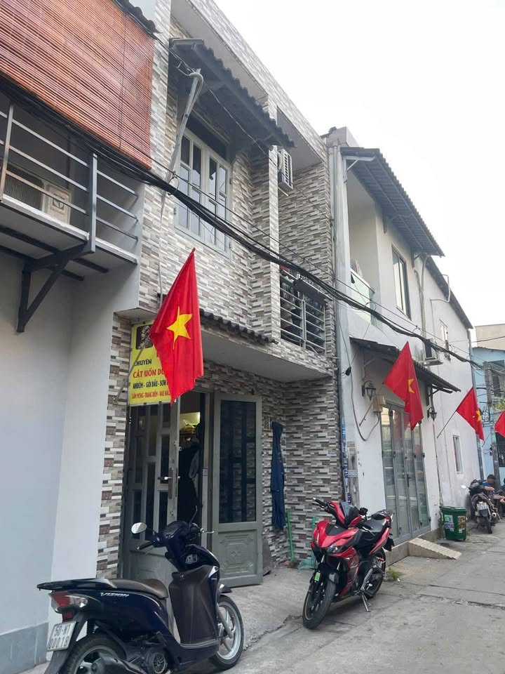 Nhà riêng 20m² tại Hẻm 143 Liên khu 5-6, Bình Tân giá 1.35 tỷ - Chính chủ, pháp lý rõ ràng!