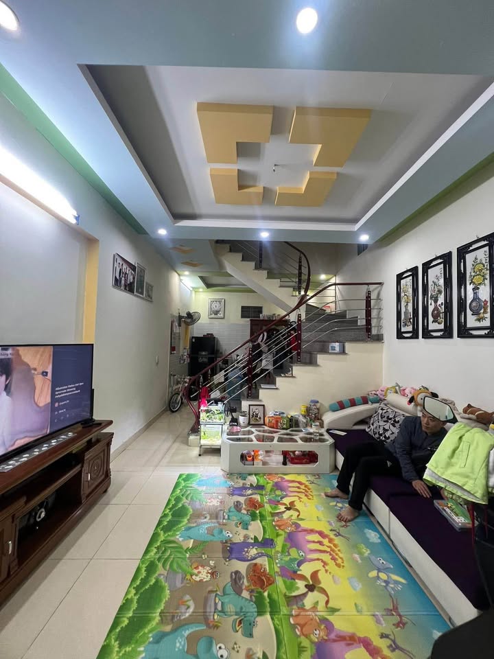 Nhà riêng Phạm Hữu Điều, Quận Lê Chân, 35m² giá 2.35 tỷ - Cơ hội sở hữu ngay!