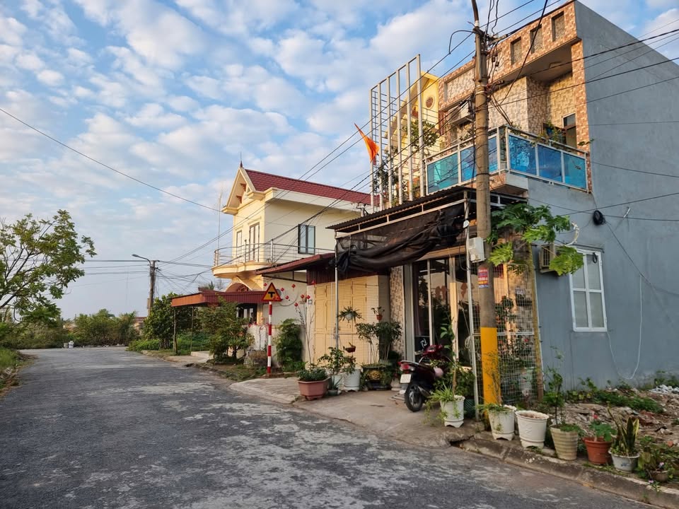 Lô đất 90m² ngõ 183 Tân Thành, Dương Kinh chỉ 2 tỷ - Cơ hội đầu tư tuyệt vời!