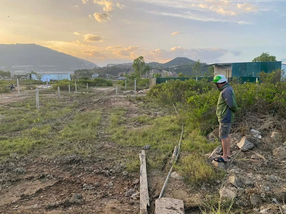 Đất nền Vĩnh Thái, Nha Trang 200m² giá 650 triệu - Chính chủ cần bán gấp!