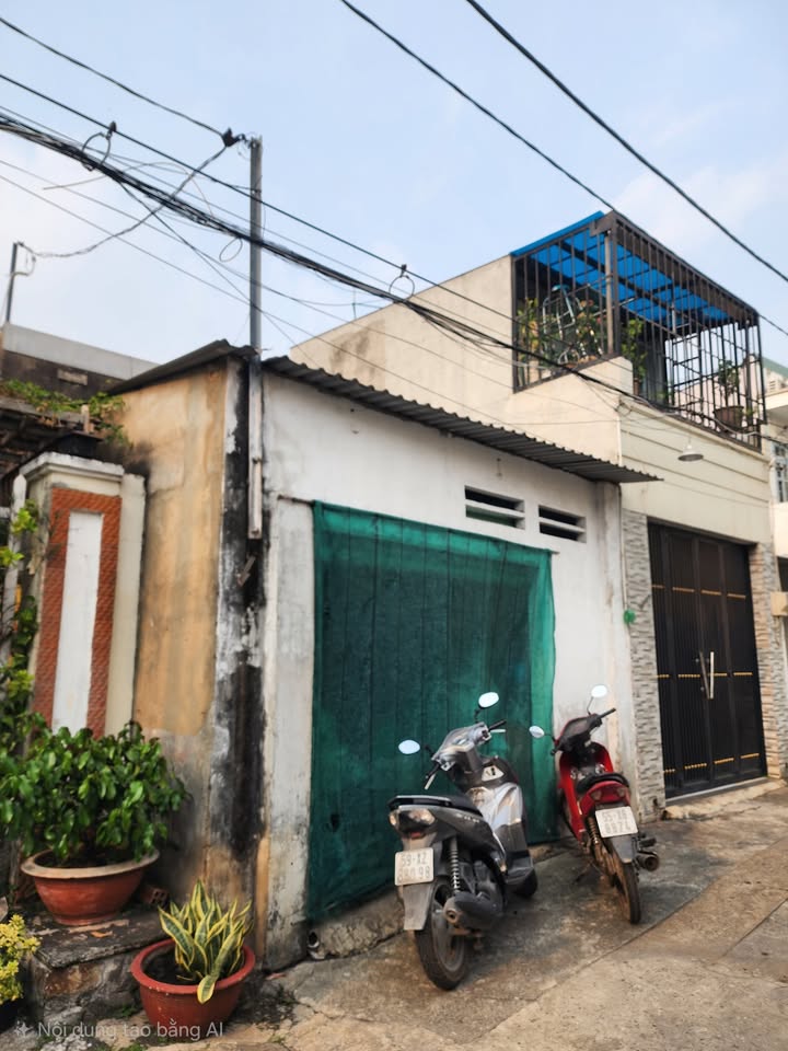 Nhà riêng cấp 4 Thủ Đức 90m² giá nhỉnh 4 tỷ - Hẻm xe hơi thoáng mát