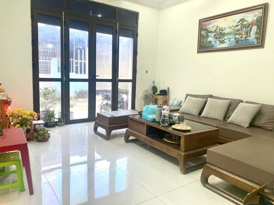 Nhà 3 tầng độc lập Đằng Lâm, Hải An, Hải Phòng 61m² giá 5.3 tỷ - Ô tô đỗ cửa