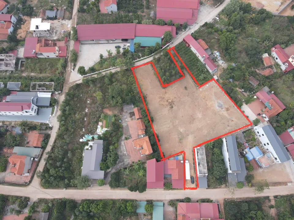 Đất thổ cư mặt tiền đường Nguyễn Văn Cừ, Phú Thọ - 3500m² giá cực hấp dẫn!