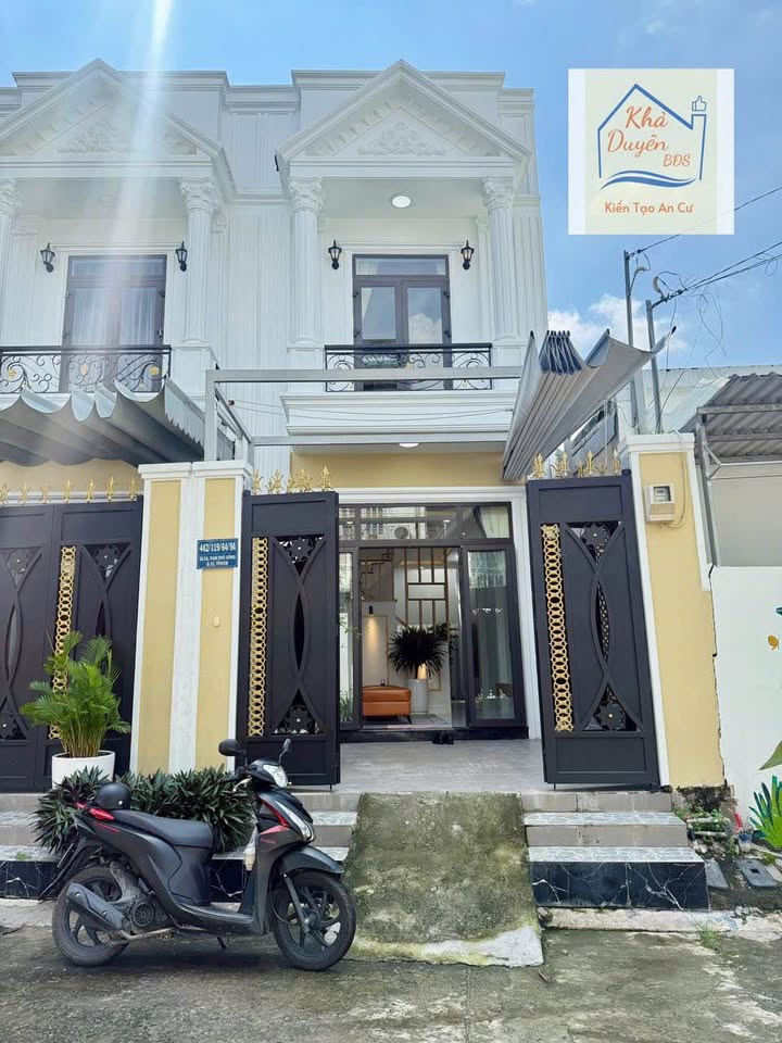 Nhà phố Thạnh Lộc, Quận 12, 60m² giá 4.69 tỷ - Sổ hồng chính chủ, gần chợ Cầu Đồng!