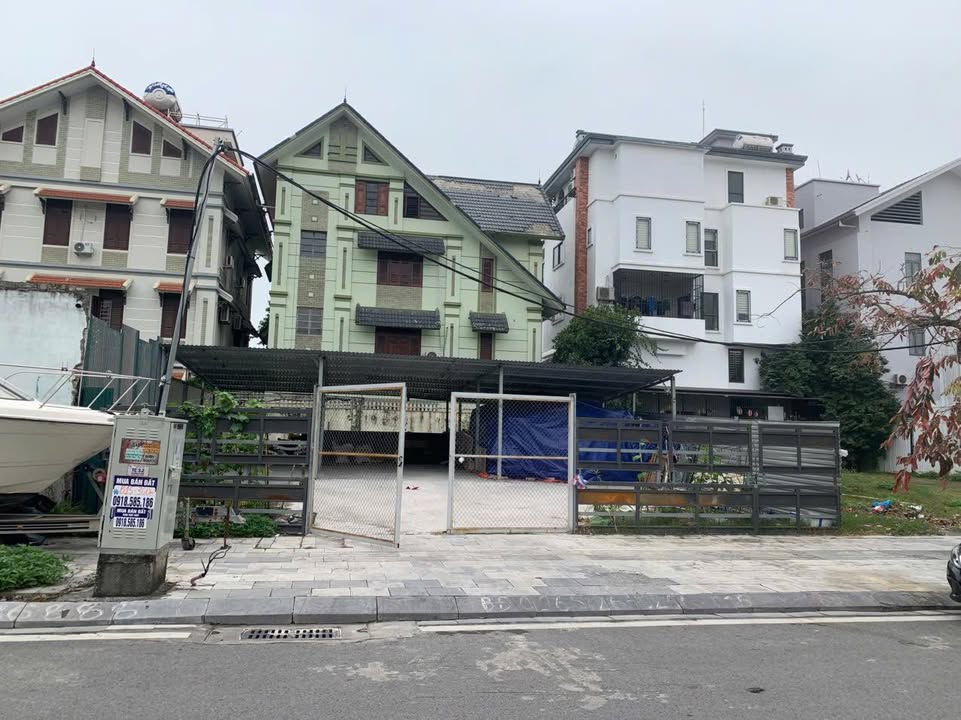 Đất cho thuê tại Cột 5 Hạ Long 300m² giá 10 triệu - Kinh doanh đa dạng!