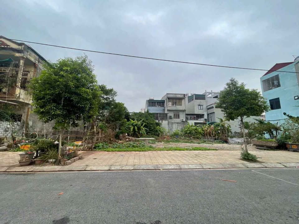 Đất nền Phủ Lý 80m² giá 2 tỷ - Mặt tiền 4m, gần trường học!