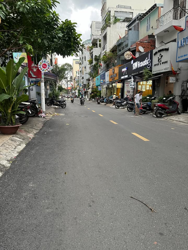 Mặt tiền kinh doanh Bàu Cát 40m² giá 5.7 tỷ - Đầu tư sinh lời ngay!