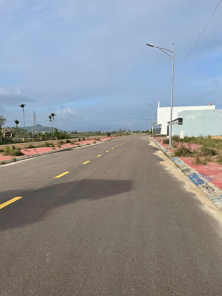 Đất nền Ecohome Quy Nhơn 102m² giá 2.7 tỷ - Vị trí đẹp, pháp lý rõ ràng!