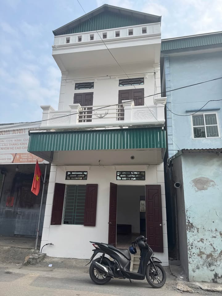 Nhà phố 2 tầng tại xã Hồng Dương, huyện Thanh Oai, 41m² - Mặt tiền kinh doanh hấp dẫn!