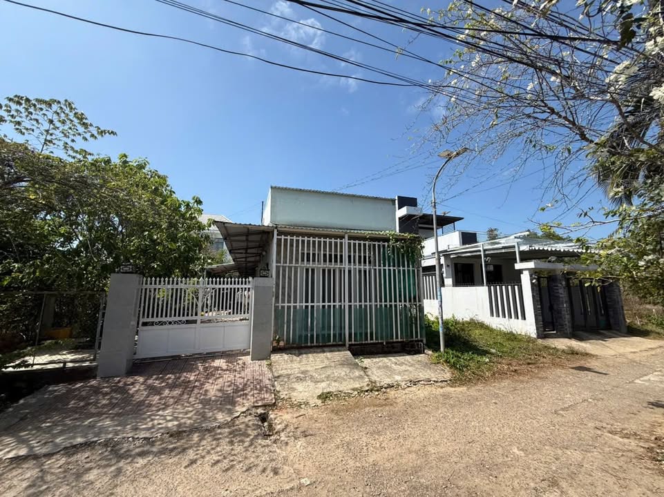 Nhà riêng Cửa Dương Phú Quốc 133,9m² giá 2,2 tỷ - Pháp lý chuẩn chỉnh!