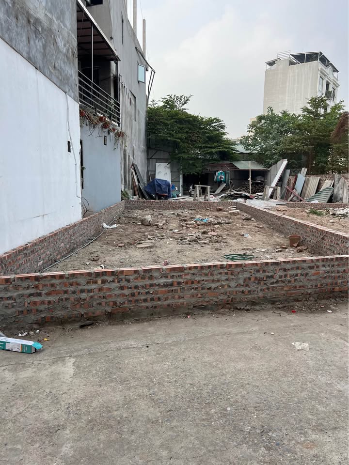 Đất nền Thạch Bàn Long Biên 56m² giá chỉ 10 tỷ - Cơ hội đầu tư hấp dẫn!