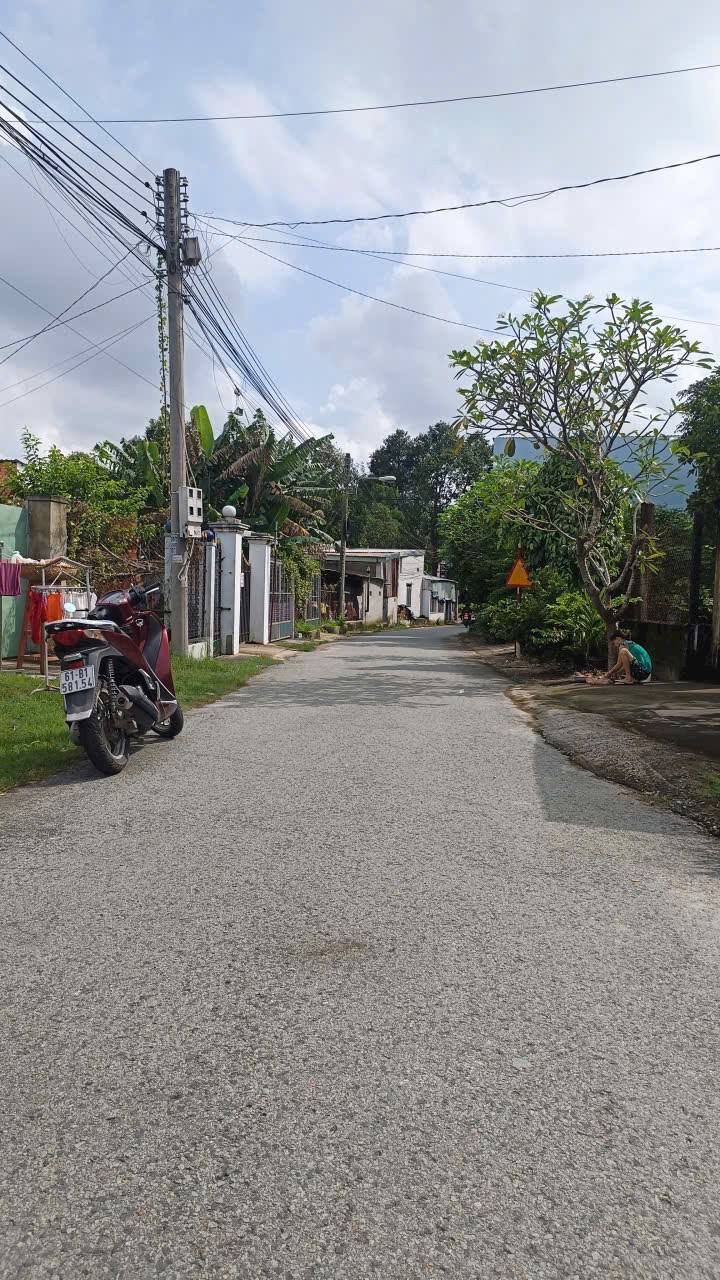 Đất thổ cư Phường Tân An, Bình Dương 141m² giá 1.8 tỷ - Đường nhựa rộng ô tô thông