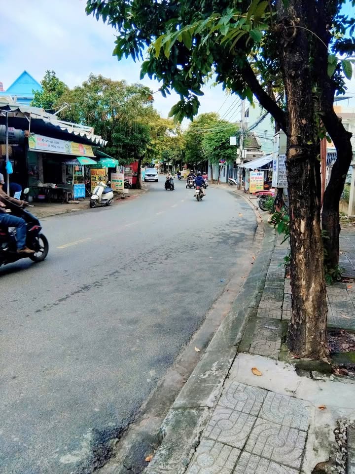 Nhà mặt tiền Tô Hiệu, Quận Thanh Khê, 64.7m² giá 5.83 tỷ - Kinh doanh cực đỉnh!