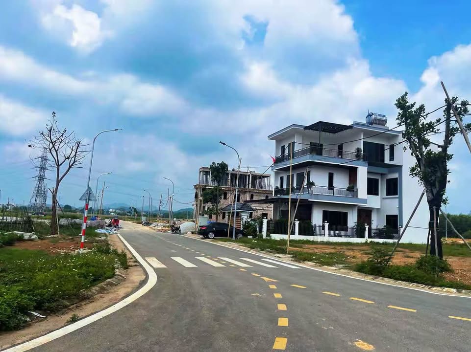 Đất thổ cư tổ 13 Tân Hà 90m² giá 3.7 tỷ - Vị trí đẹp gần trung tâm!