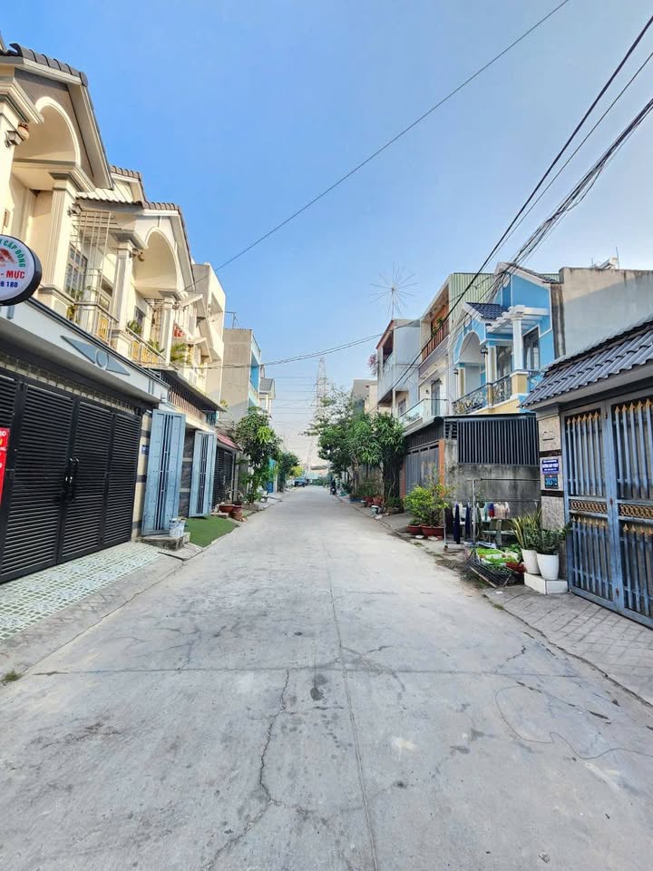 Nhà phố 1 trệt 2 lầu An Phú 81m² giá 5.3 tỷ - Thiết kế hiện đại, gần chợ Đông Đô!