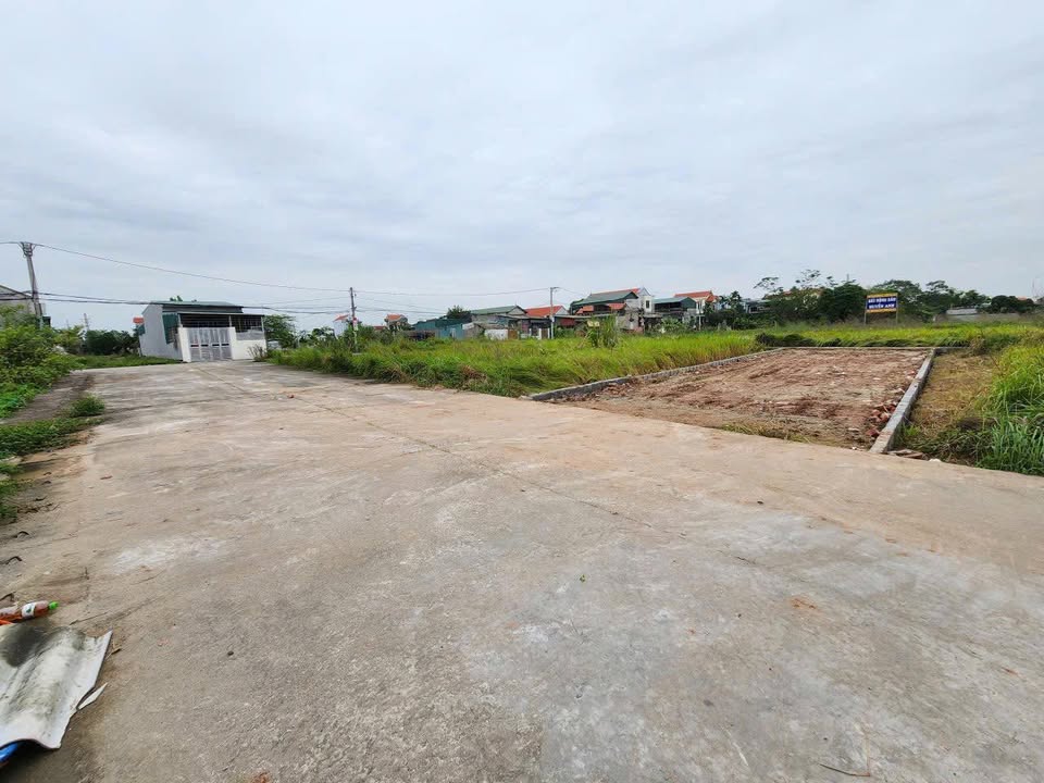 Đất nền đấu giá Đại Nam - Thị Trấn Phú Xuyên 96,8m² giá 3,5 tỷ - Cơ hội đầu tư hấp dẫn!