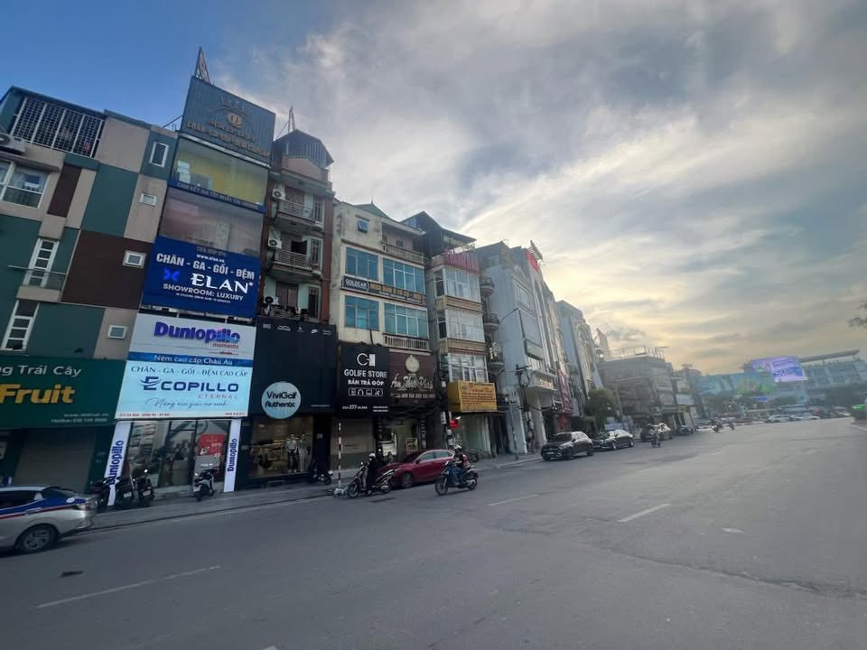 Mặt phố Xã Đàn, Đống Đa 60m² giá 40 tỷ - Kinh doanh đỉnh cao!