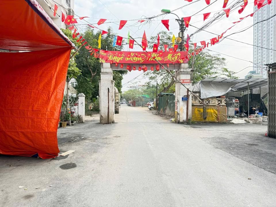 Đất mặt ngõ ô tô tránh tại KĐT Louis Đại Mỗ 90m² - Đầu tư tiềm năng!