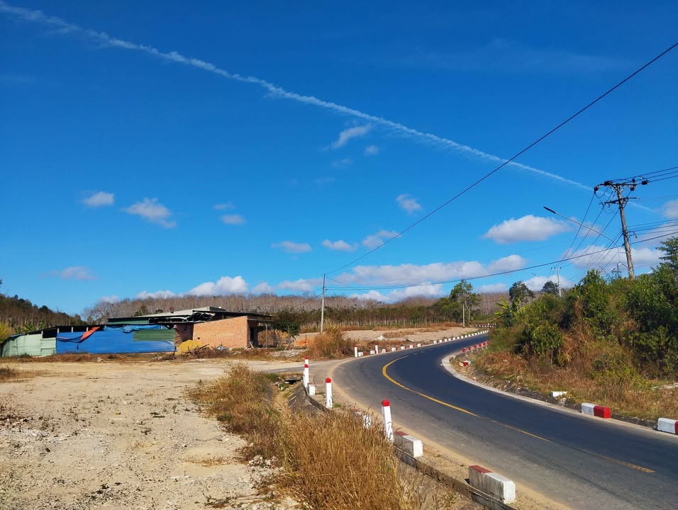 Đất mặt tiền Quốc lộ 19D, Xã Ia Khươl, 3100m² giá chỉ 2 tỷ - Đầu tư sinh lời ngay!