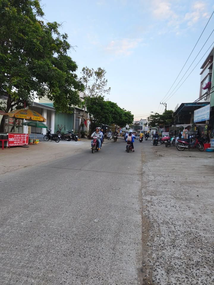 Đất ở hẻm 144 Âu Cơ, Pleiku 140m² giá 1.4 tỷ - Cơ hội đầu tư tuyệt vời!