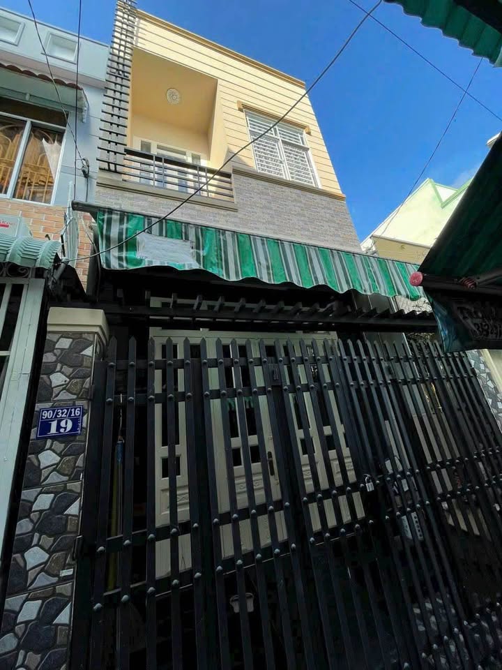 Nhà trệt lầu 90 Hùng Vương, Thới Bình, 48m² giá 2.15 tỷ - Đầu tư sinh lời!