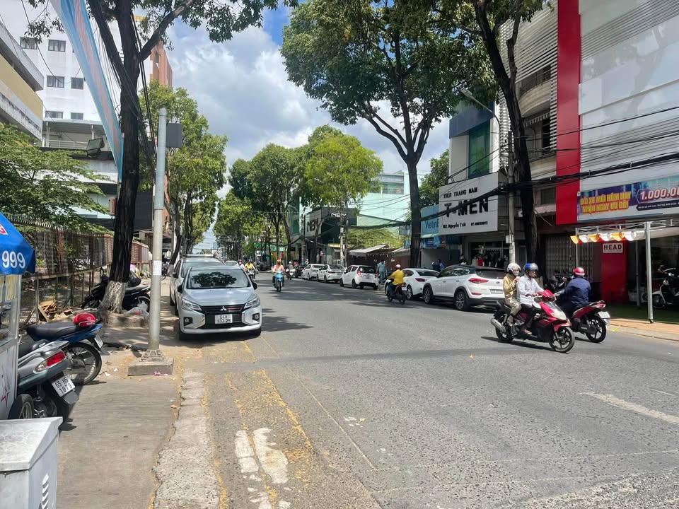 FrontHouse 2 mặt tiền đường Trần Văn Khéo, Cần Thơ 61m² giá 20 tỷ - Vị trí đắc địa cho kinh doanh!