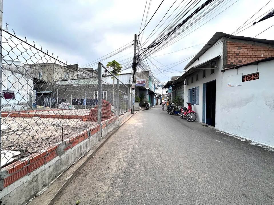 Đất nền góc 2 mặt tiền tại Hẻm 160 Tầm Vu, 46m² giá 1.65 tỷ - Cơ hội đầu tư hấp dẫn!