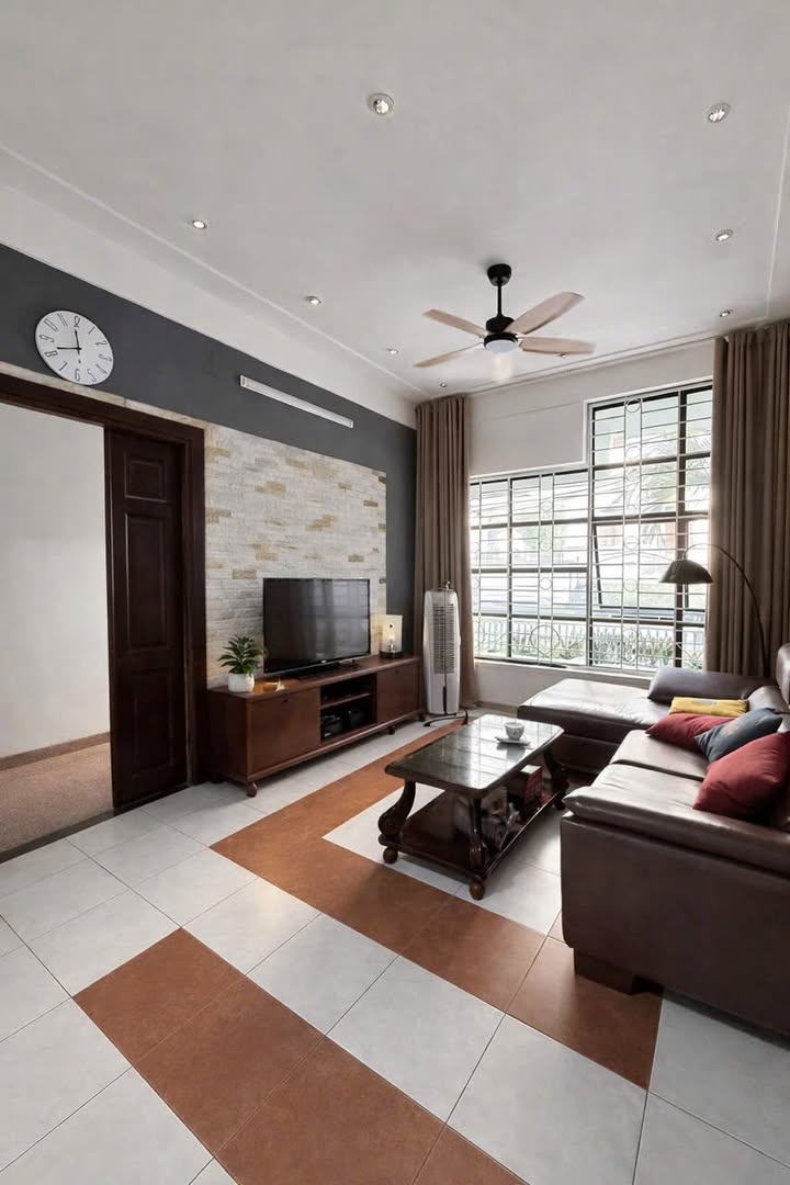 Nhà phố K300 Phường 12 Quận Tân Bình 80m² giá 22.85 tỷ - Không gian sống riêng tư, gara trong nhà!