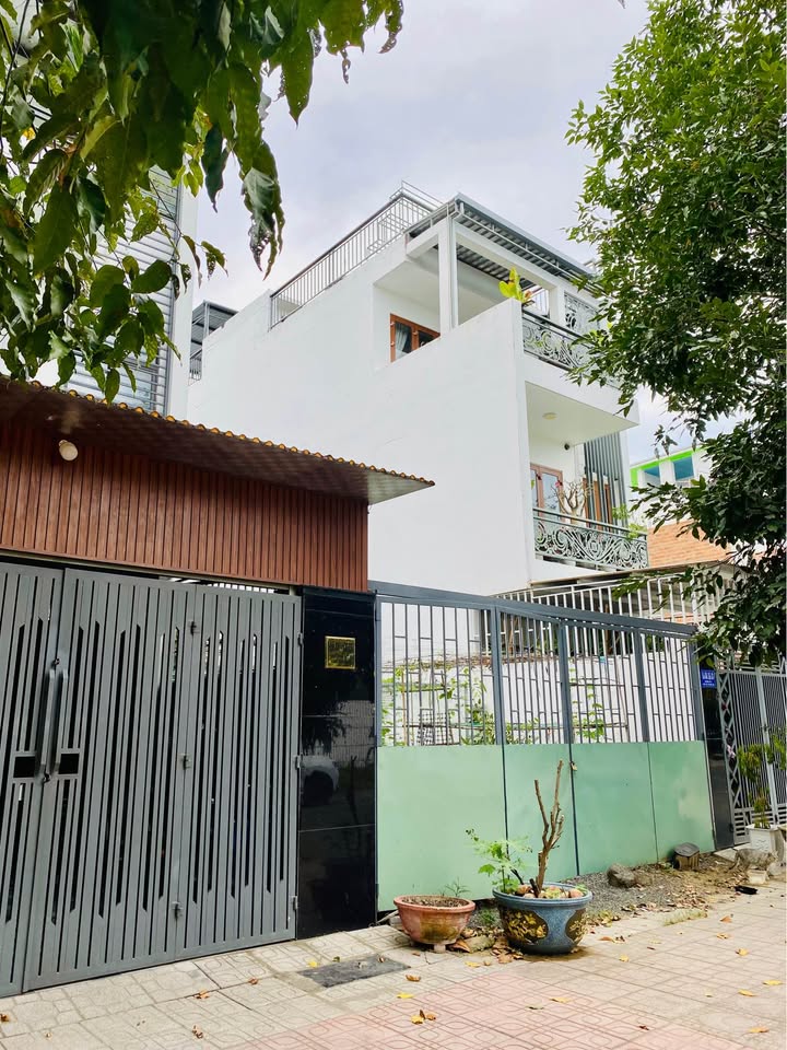 Lô đất 100m² tại Mỹ Gia, Nha Trang - Giá chỉ 5.95 tỷ, hướng Đông Nam thoáng mát!