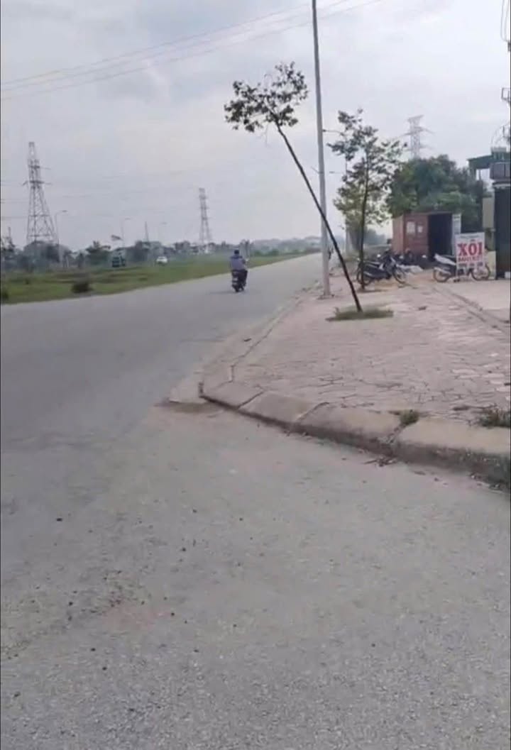 Đất nền Hưng Đông 114.4m² giá 3 tỷ - Vị trí đắc địa gần đường 72m!