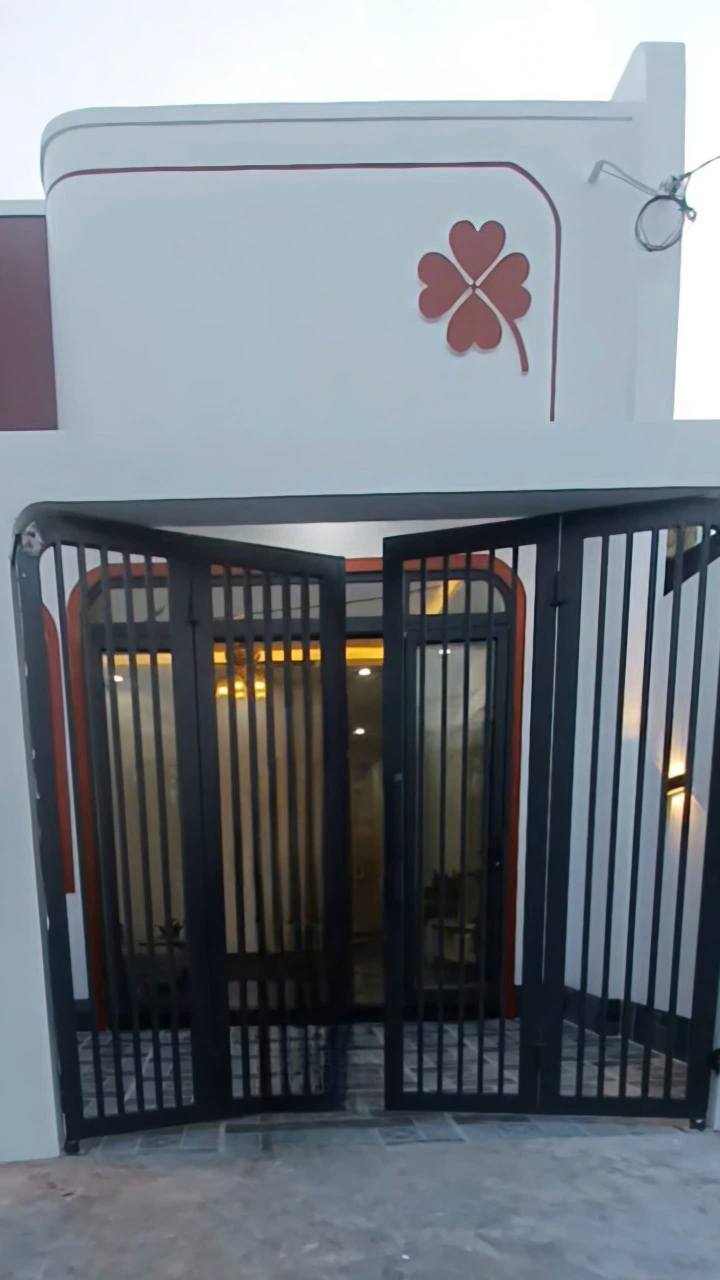 Nhà phố 97 Hẻm 97 Lộ Liên Hương 105m² giá 1.98 tỷ - Thiết kế hiện đại, tiện nghi!