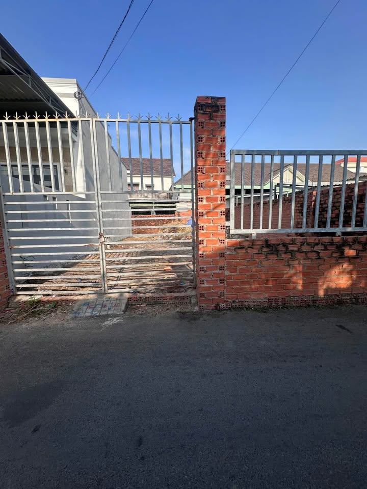 Đất nền mặt tiền nhựa Phước Hưng, Long Đất 100m² giá 1.65 tỷ - Đầu tư sinh lời ngay!