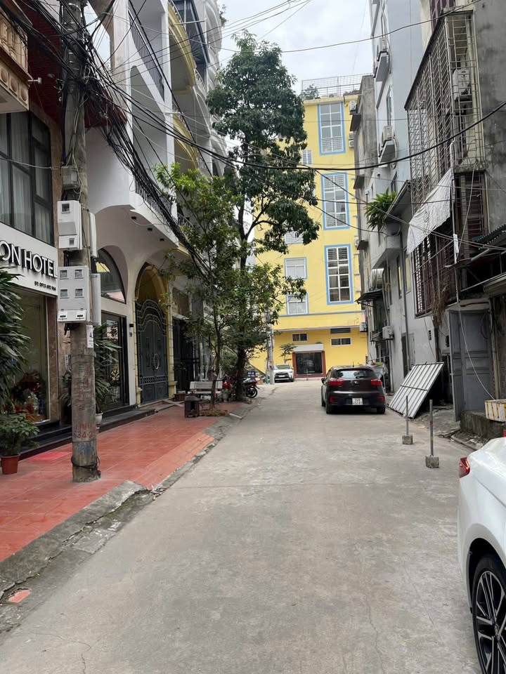 Đất nền Hạ Long 54.6m² giá 5.7 tỷ - Mặt tiền rộng, vị trí đẹp!