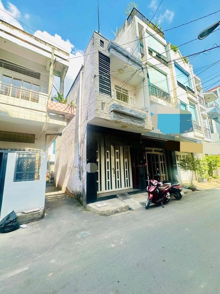 Nhà bán Cộng Hòa, Tân Bình 32m² giá 7.6 tỷ - Hẻm xe hơi, cho thuê 10 triệu