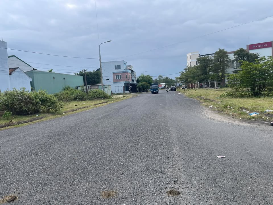 Nhà 2 tầng KĐT Số 9, Trần Hưng Đạo, 144m² giá chỉ 5 tỷ - Đầu tư sinh lời ngay!