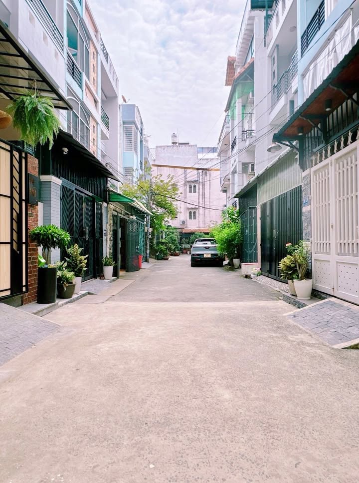 Nhà phố Phạm Văn Chiêu 40m² giá 6.95 tỷ - Thiết kế hiện đại, ở ngay!