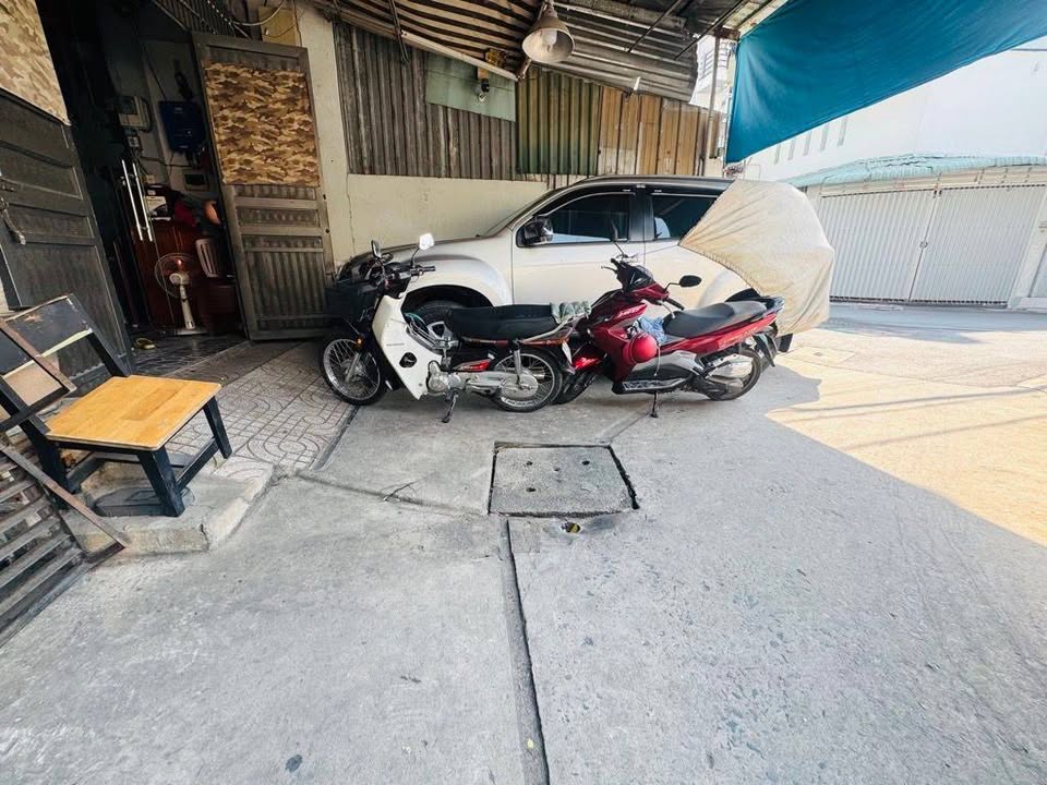 Nhà riêng Trần Thị Cờ, Q12 - 65m² giá 3.2 tỷ - Ô tô đậu cửa!