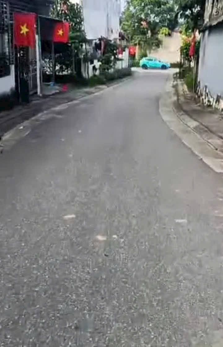 Đất thổ cư tổ 3, phường Ỷ La, 200m² giá 2 tỷ - Cơ hội đầu tư tuyệt vời!