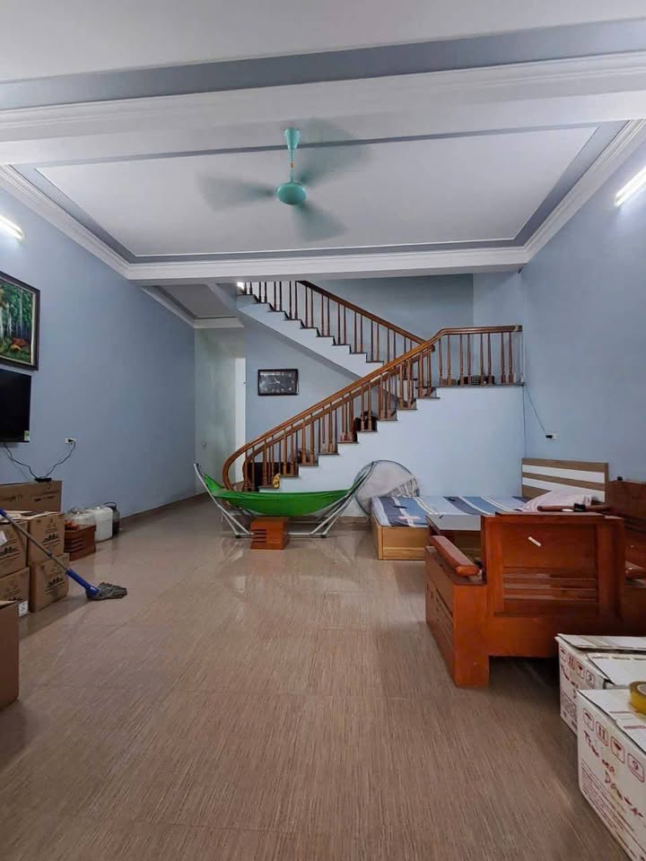 Nhà 2 tầng tại Danko, Phường Bách Quang, Thái Nguyên 170m² giá 2.3 tỷ - Vị trí đồi an toàn