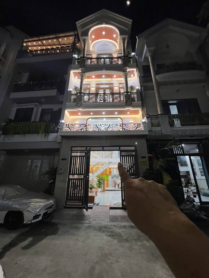 Nhà phố cao cấp Tân Thới Hiệp 218m² giá 6.48 tỷ - Chính chủ bán gấp!