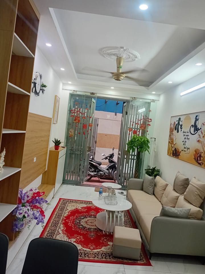 Căn hộ Lĩnh Nam Hoàng Mai 33m² giá thỏa thuận - Sẵn sàng vào ở ngay!