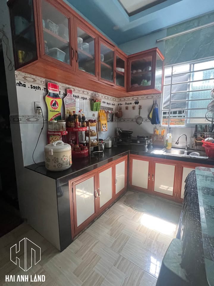 Nhà hẻm Trần Quý Cáp Rạch Giá 70m² giá 1.6 tỷ - Sổ hồng chính chủ!