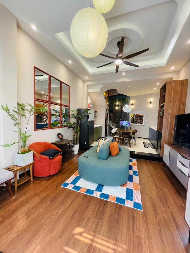 Nhà phố 4 tầng Phạm Văn Chiêu 40m² giá 6.95 tỷ - Sổ hồng chính chủ, hẻm rộng 6m!